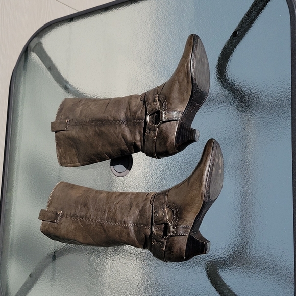 Frye Steffi Pull On Harness  Biker Kitten Heel Grey Boots - Picture 13 of 16